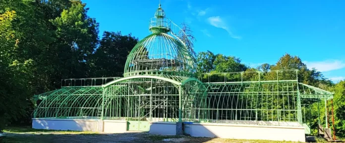 restauration-de-la-serre-du-chateau-de-savoye-par-entreprise-serre-ancienne-limoges